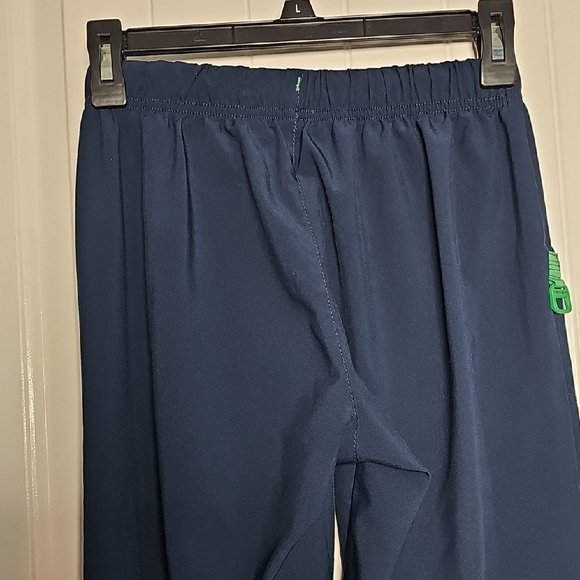 Carhartt XS Scrub Bottoms with Green Drawstring - Picture 10 of 14